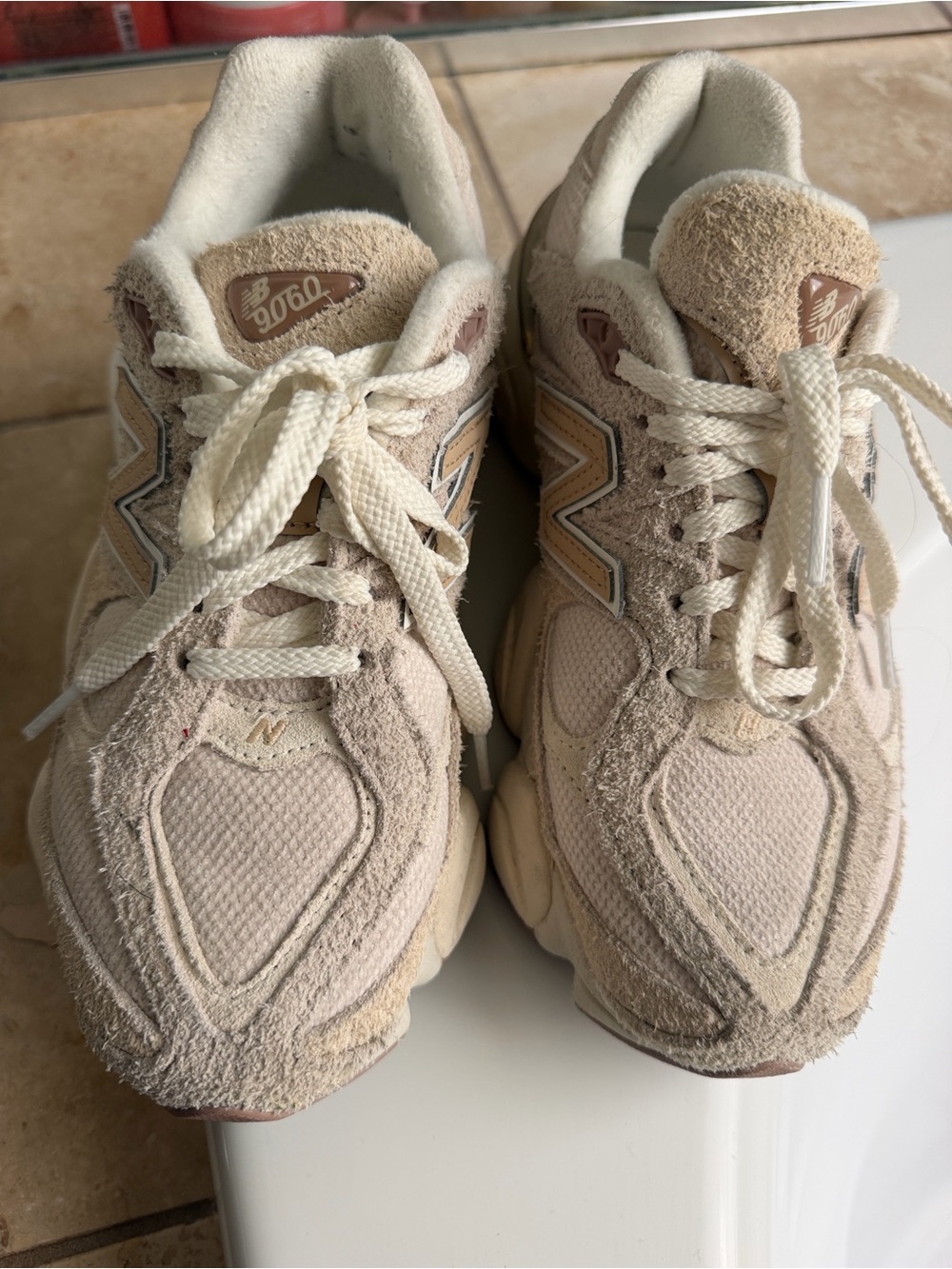 New Balance 9060 Beige Cream Lace-Up Sneakers 7 - Picture 8 of 9